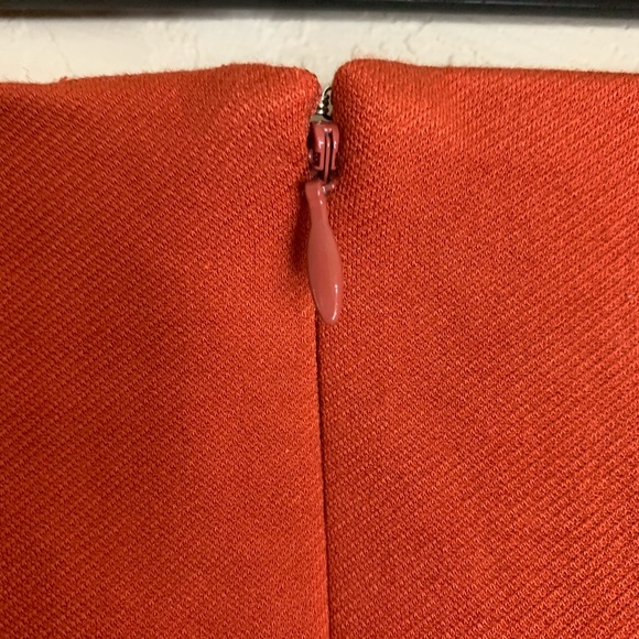 CAbi Orange Textured Career Pencil Mini Skirt With Pleat Overlay Detail Size 6 - Picture 7 of 13